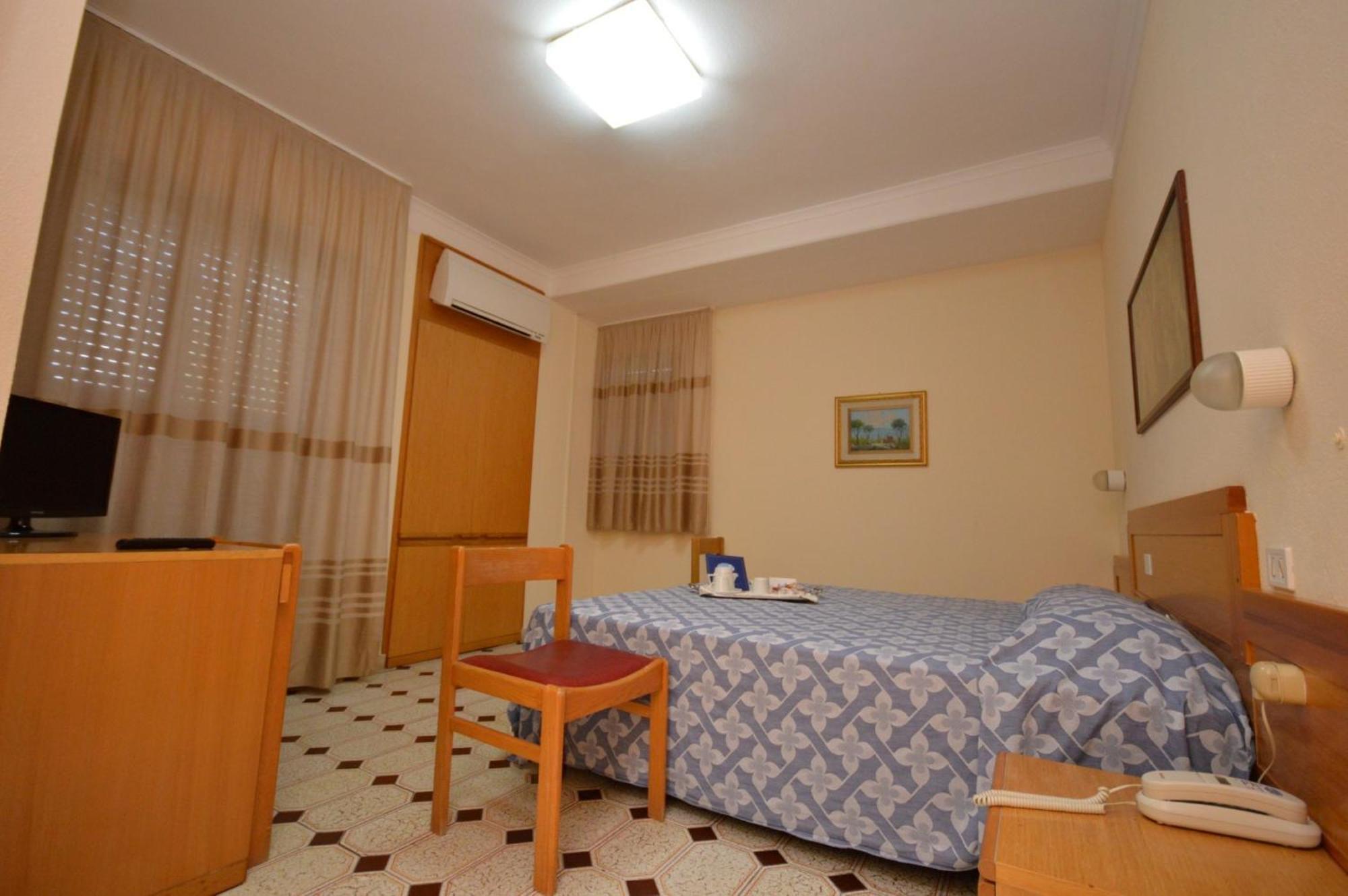 Hotel Residence Il Gabbiano 시로마리나 객실 사진
